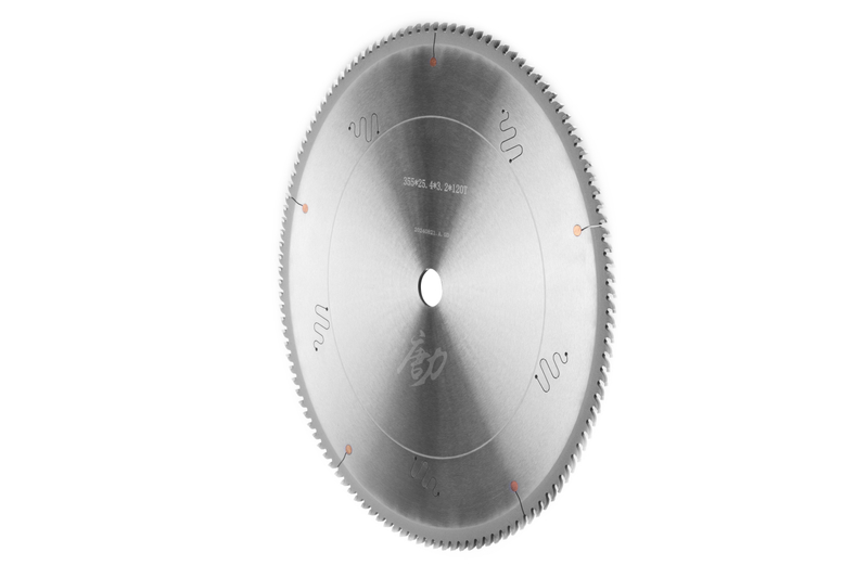 Cuchilla de sierra especial del radiador